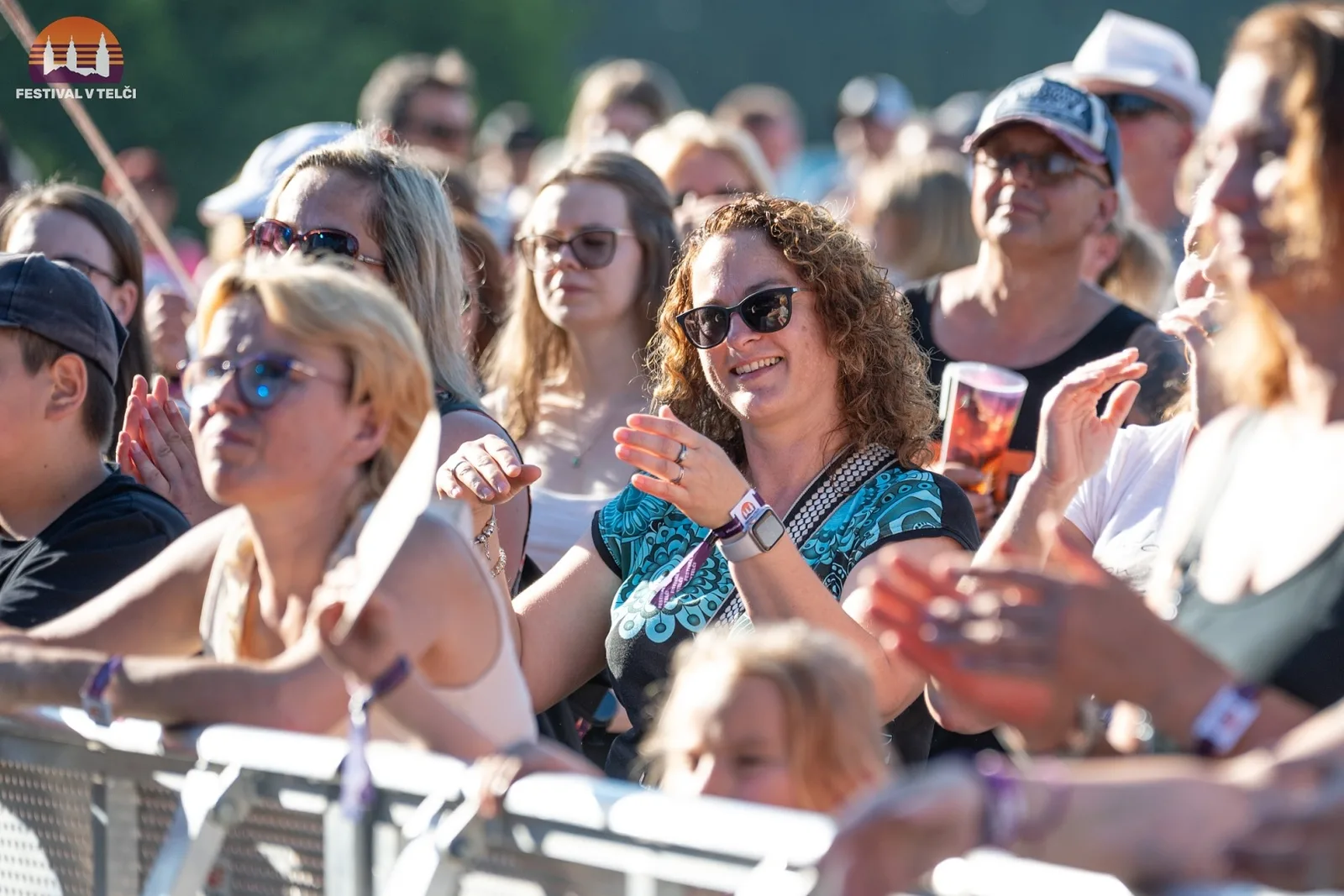 Návštěvníci si užívají koncert na Festivalu v Telči 2026